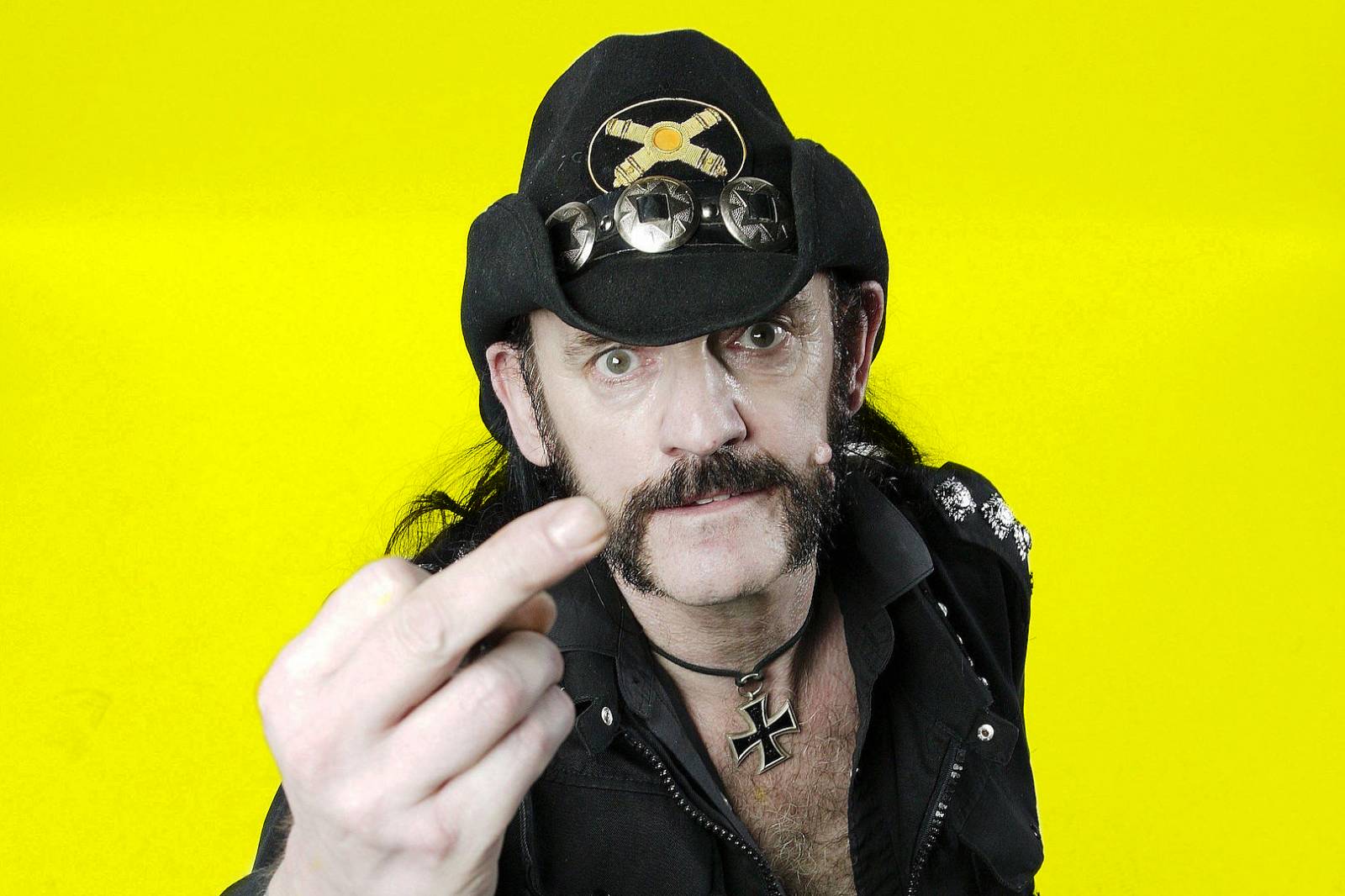 ROZHOVOR | Lemmy: Lidi jsou hloupí. Vidí válku, ale chtějí další. Jako by jim jedna nestačila